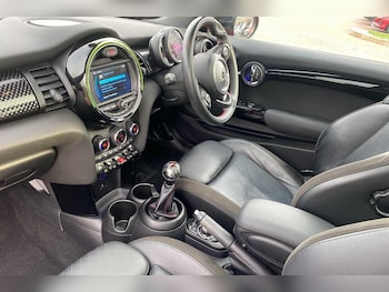 Used MINI Hatch 2020 for sale - 77074896: Photo