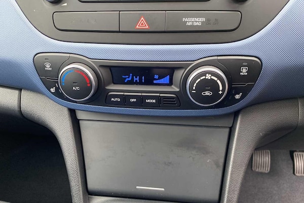Used Hyundai i10 2016 for sale - 76238842: Photo 16
