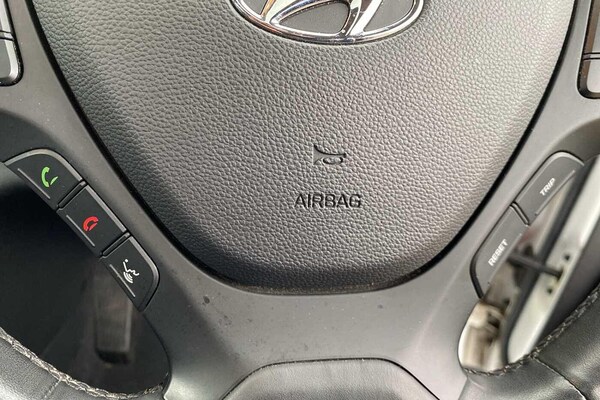 Used Hyundai i10 2016 for sale - 76238842: Photo 19