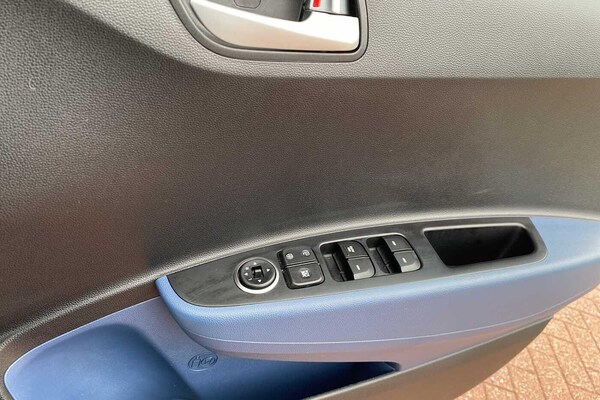 Used Hyundai i10 2016 for sale - 76238842: Photo 21