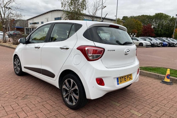 Used Hyundai i10 2016 for sale - 76238842: Photo 3