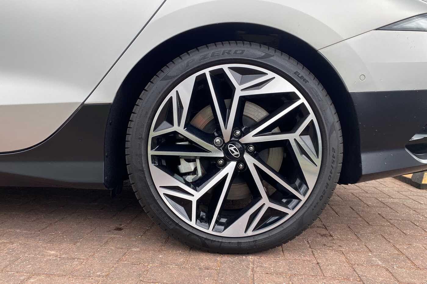 Used Hyundai IONIQ 6 2024 for sale - 76993723: Photo 5