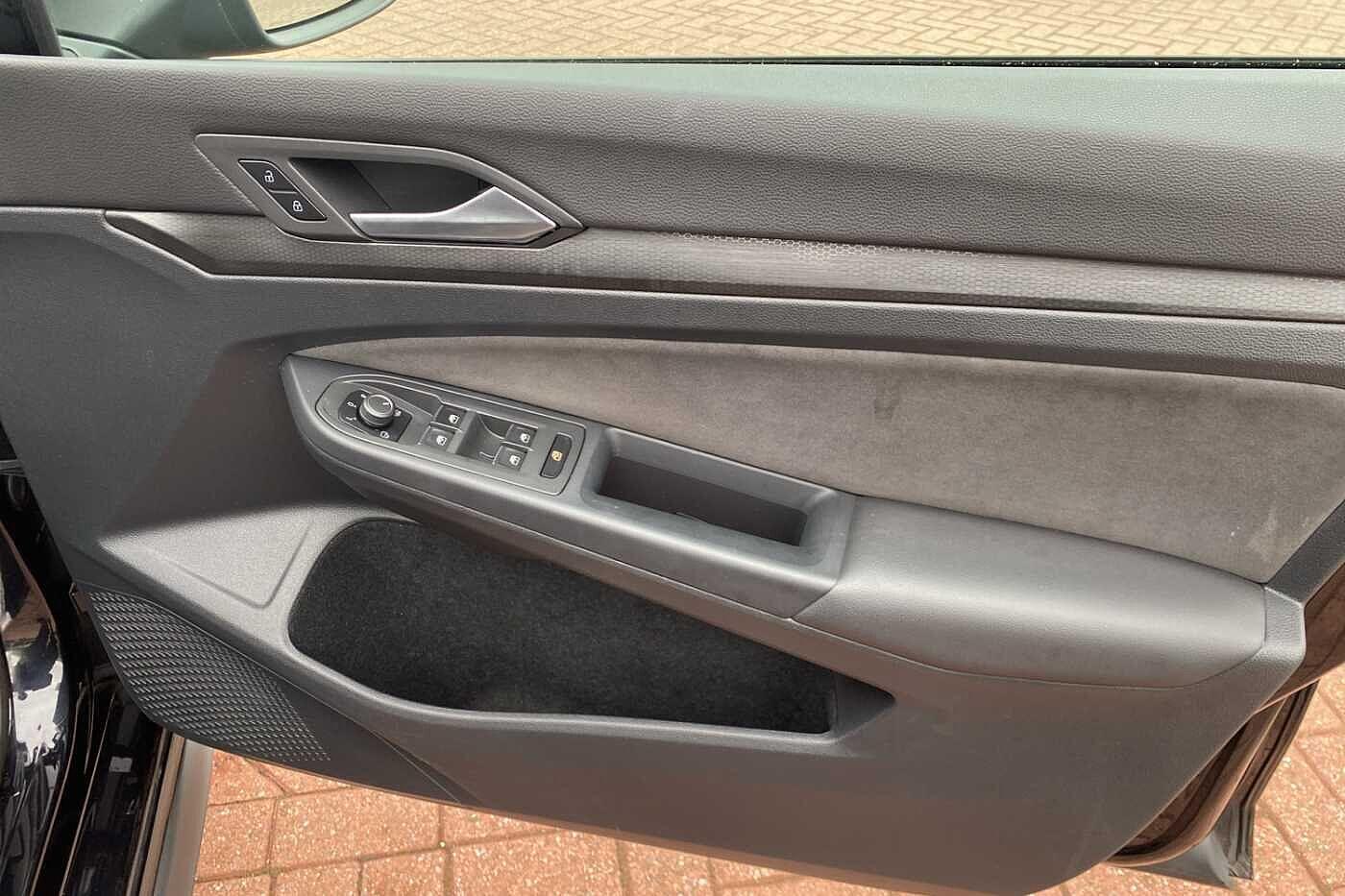 Used Volkswagen Golf 2023 for sale - 76440322: Photo 35