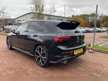 Used Volkswagen Golf 2023 for sale - 76440322: Photo