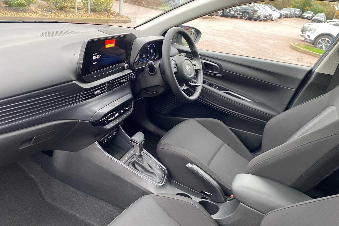 Used Hyundai i20 2025 for sale - 76511835: Photo 2