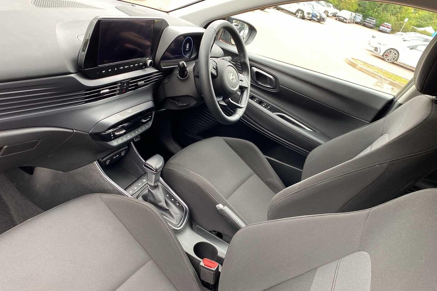 Used Hyundai BAYON 2024 for sale - 76989073: Photo 2