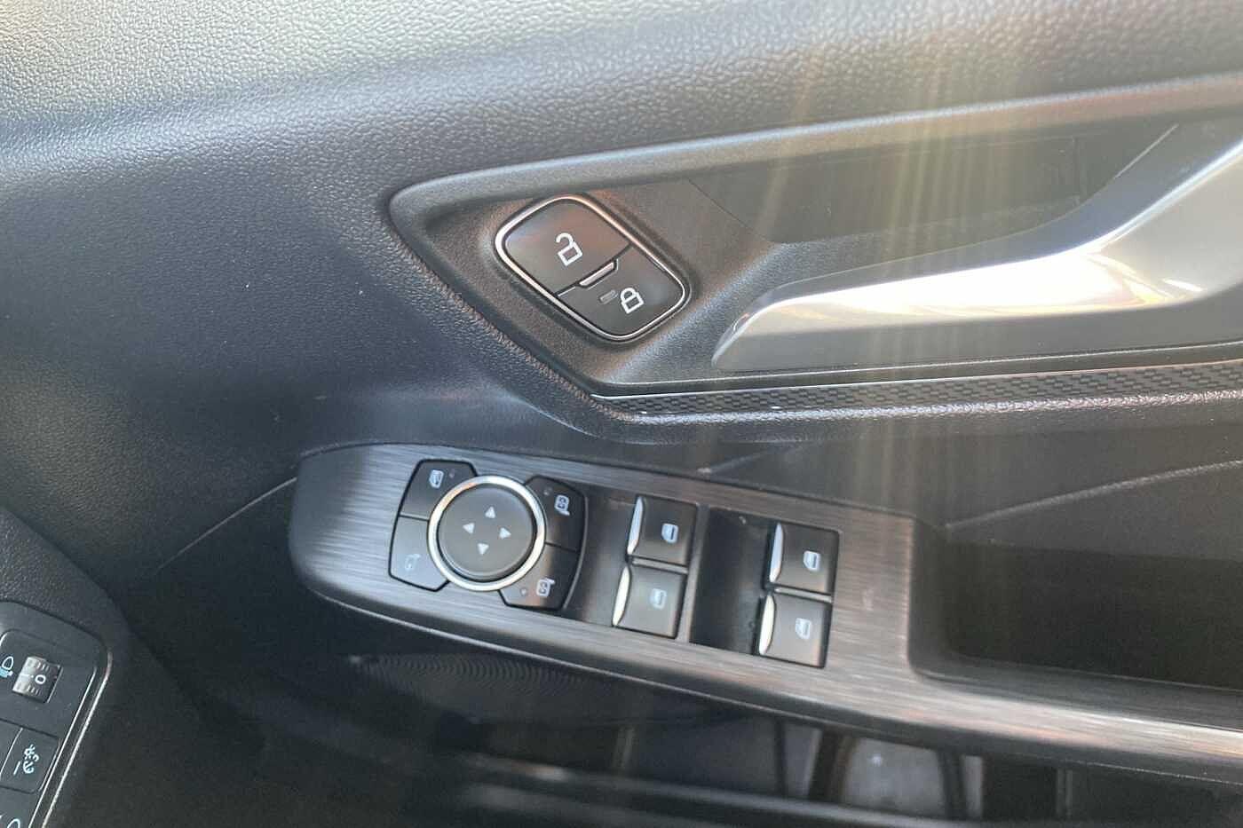 Used Ford Kuga 2022 for sale - 76336383: Photo 18