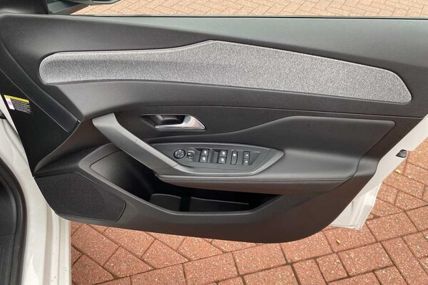 Used Peugeot 308 2022 for sale - 76327264: Photo 36