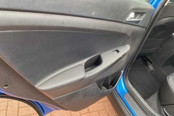 Used Hyundai TUCSON 2017 for sale - 76238769: Photo 30