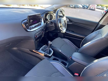 Used Kia Ceed 2023 for sale - 76336444: Photo