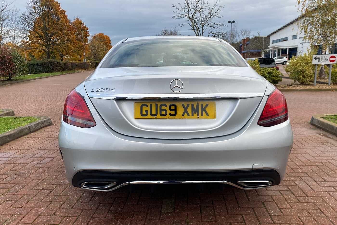 Used Mercedes-Benz C Class 2019 for sale - 76457538: Photo 11