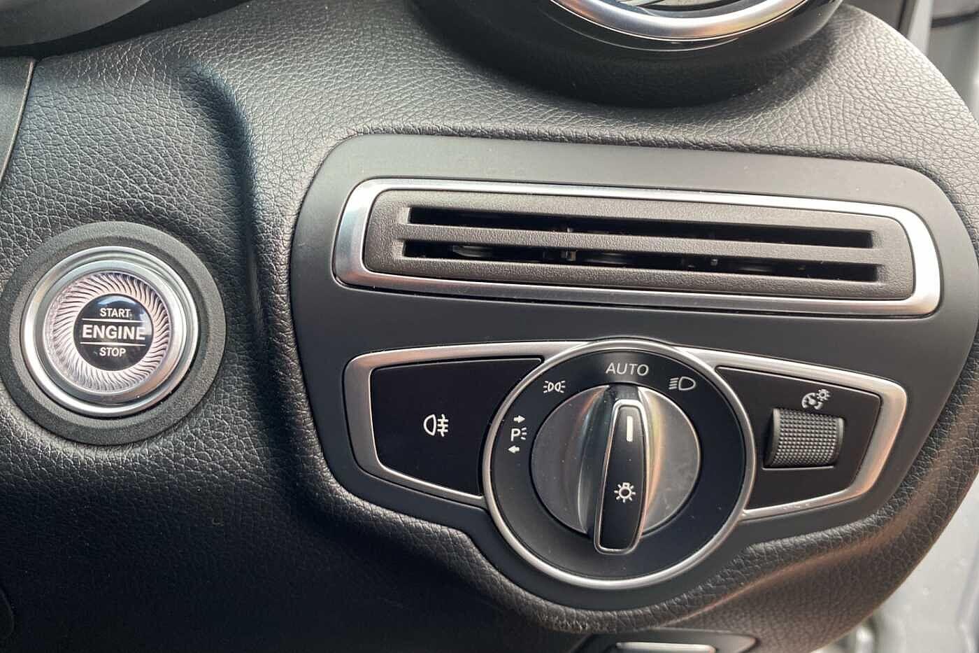 Used Mercedes-Benz C Class 2019 for sale - 76457538: Photo 18