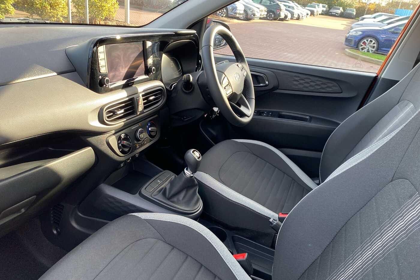 Used Hyundai i10 2025 for sale - 76562237: Photo 2