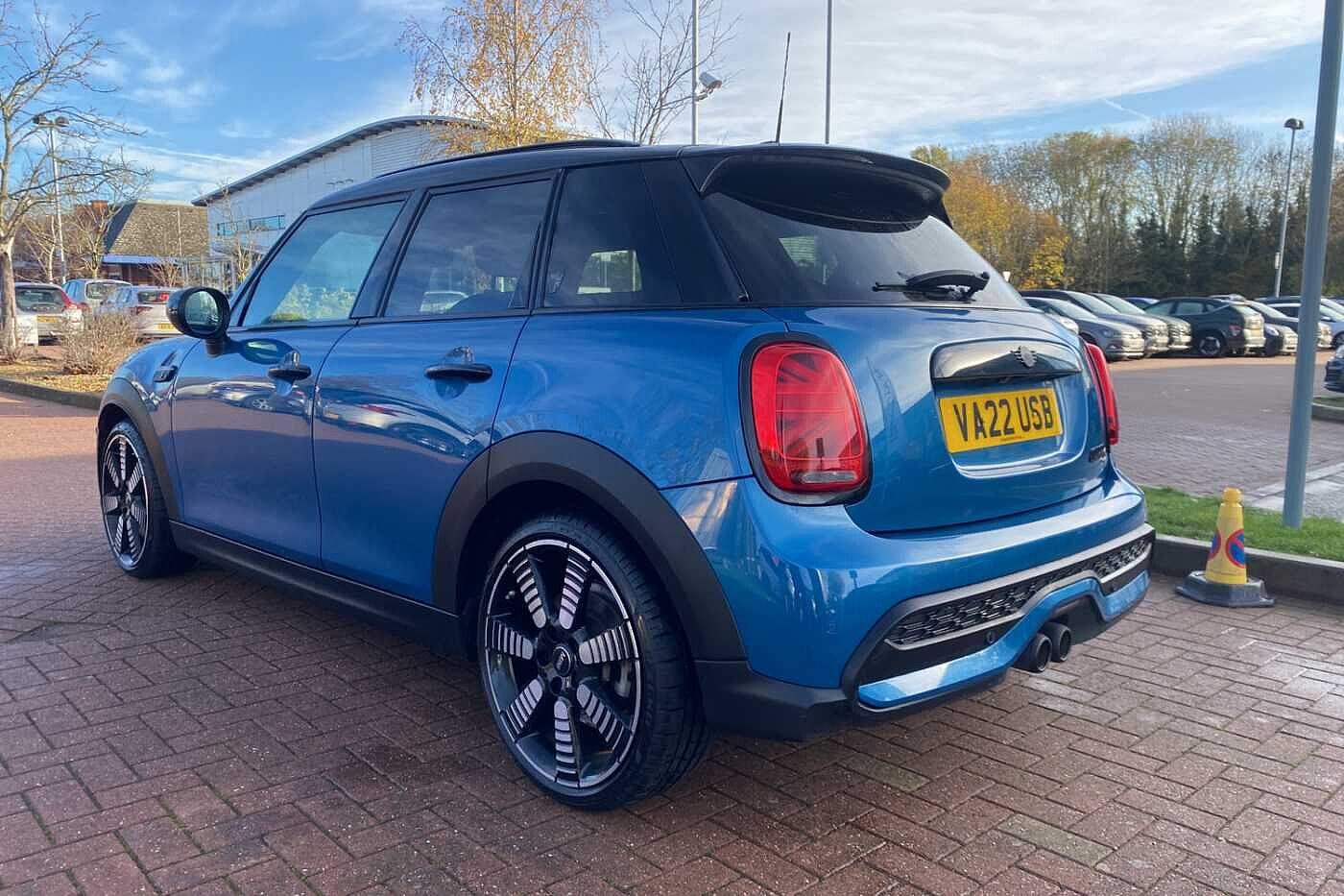 Used MINI Hatch 2022 for sale - 76561612: Photo 3