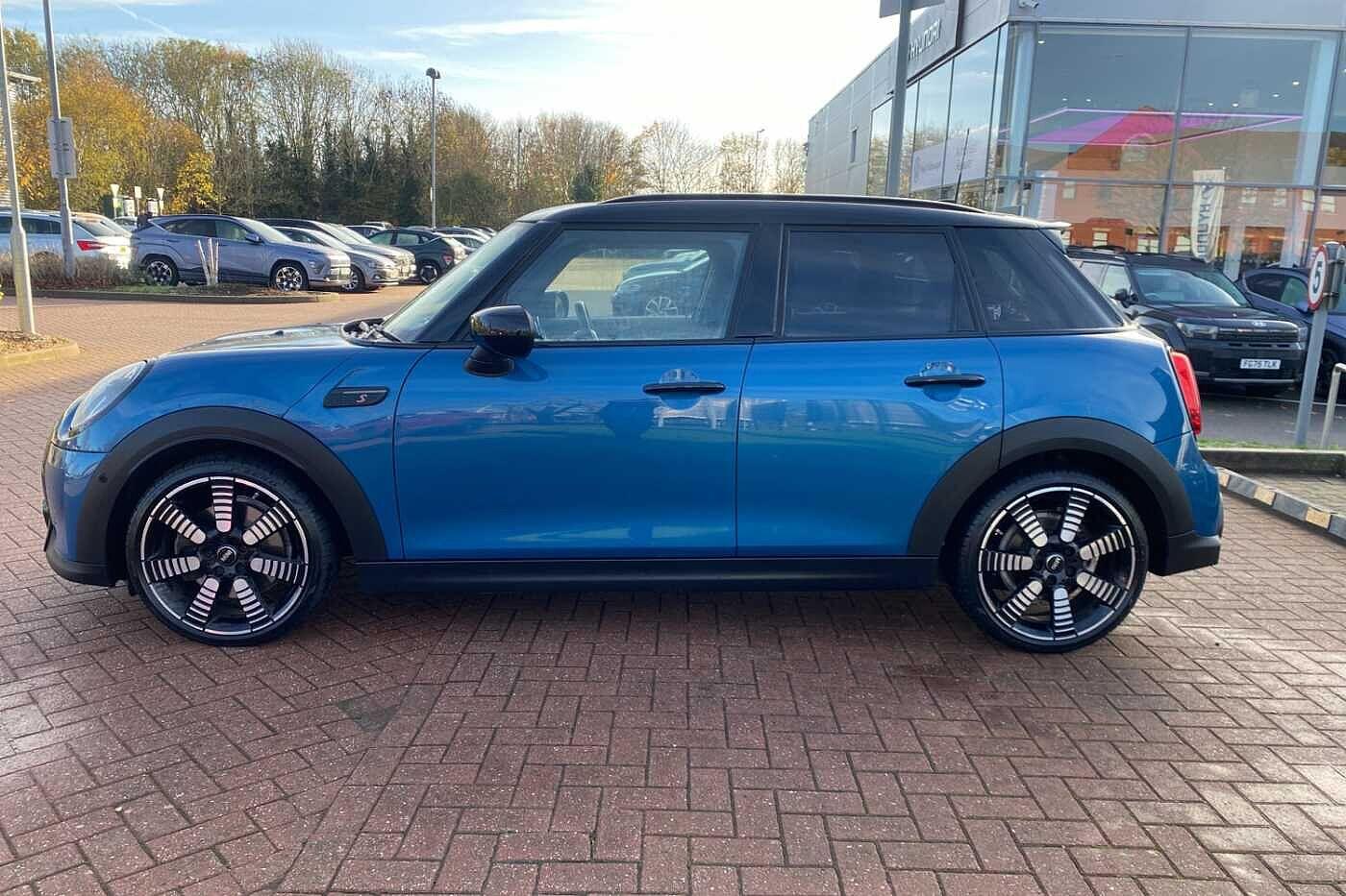 Used MINI Hatch 2022 for sale - 76561612: Photo 9