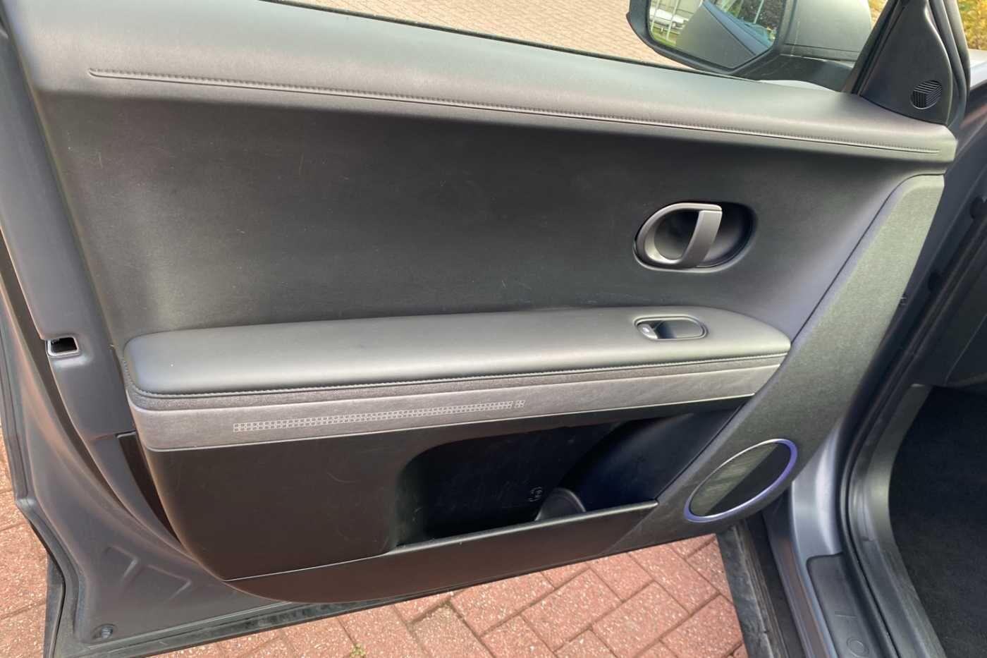 Used Hyundai IONIQ 5 2024 for sale - 76199657: Photo 70