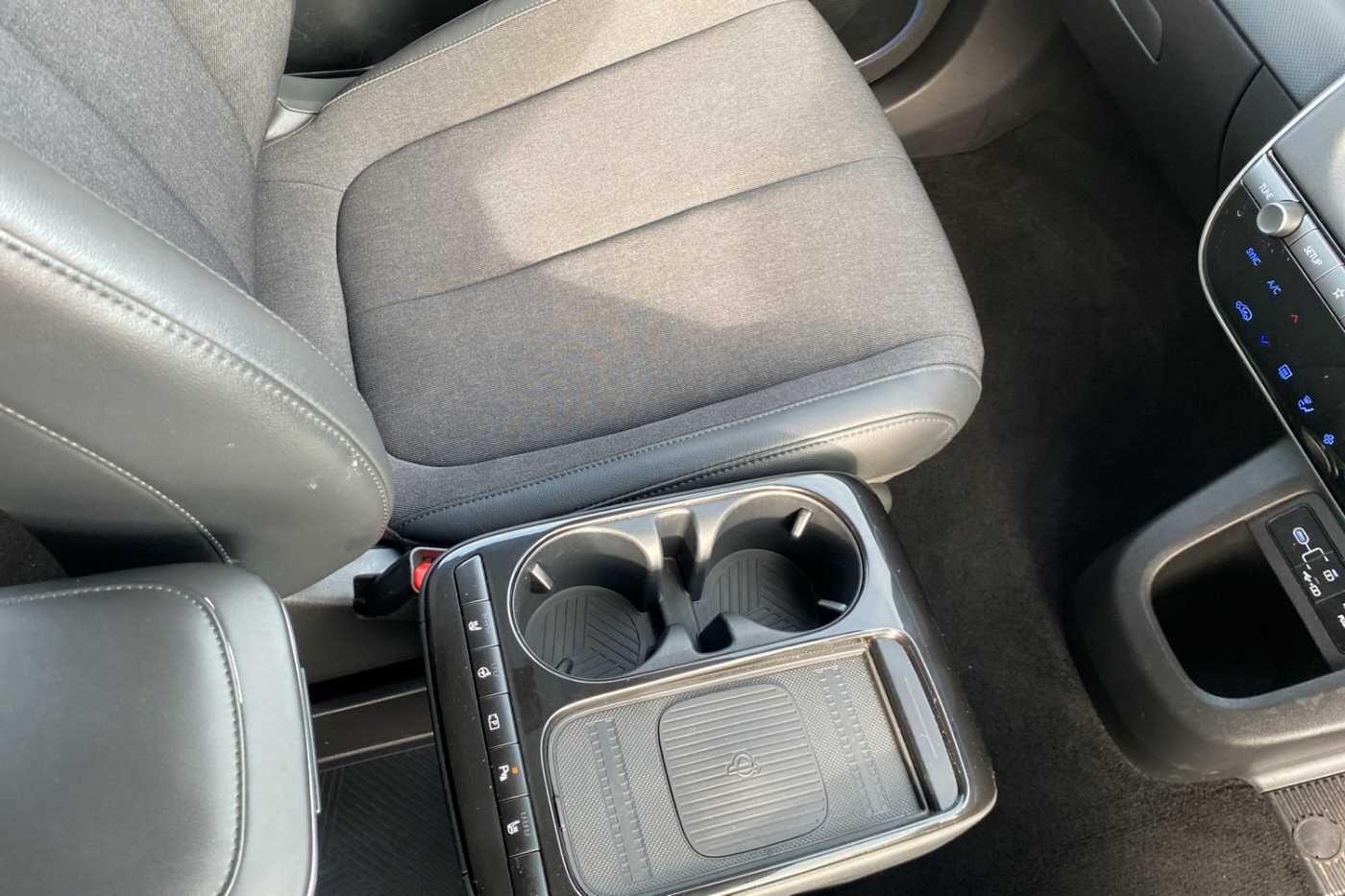 Used Hyundai IONIQ 5 2024 for sale - 76199657: Photo 87