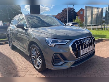 Audi - Q3