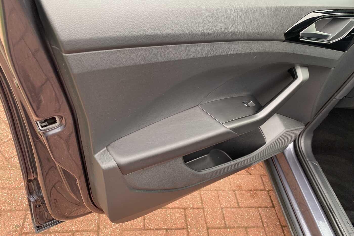 Used Volkswagen T-Cross 2023 for sale - 76645486: Photo 32