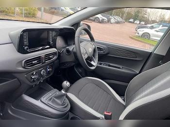 Used Hyundai i10 2025 for sale - 77215933: Photo