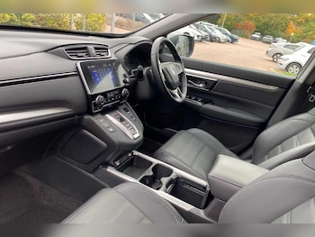 Used Honda CR-V 2023 for sale - 76239437: Photo