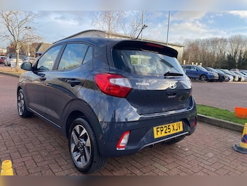 Used Hyundai i10 2025 for sale - 76913371: Photo