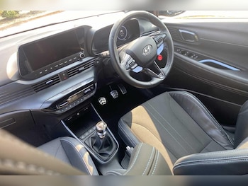 Used Hyundai i20 2023 for sale - 76188559: Photo 2