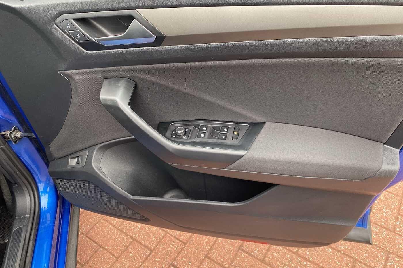 Used Volkswagen T-Roc 2021 for sale - 76227248: Photo 32