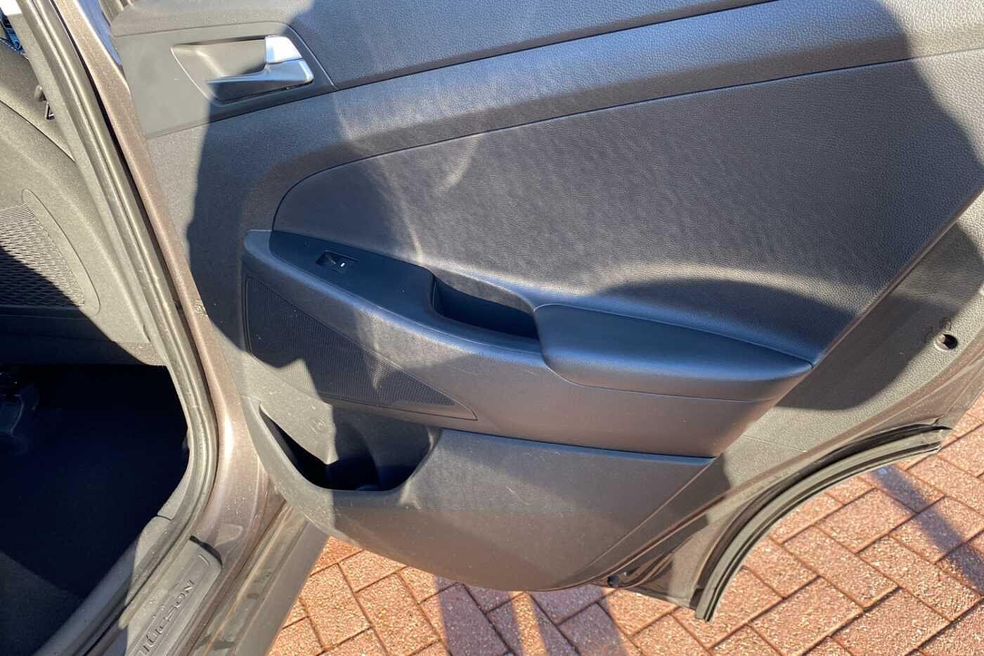 Used Hyundai TUCSON 2016 for sale - 76689760: Photo 31