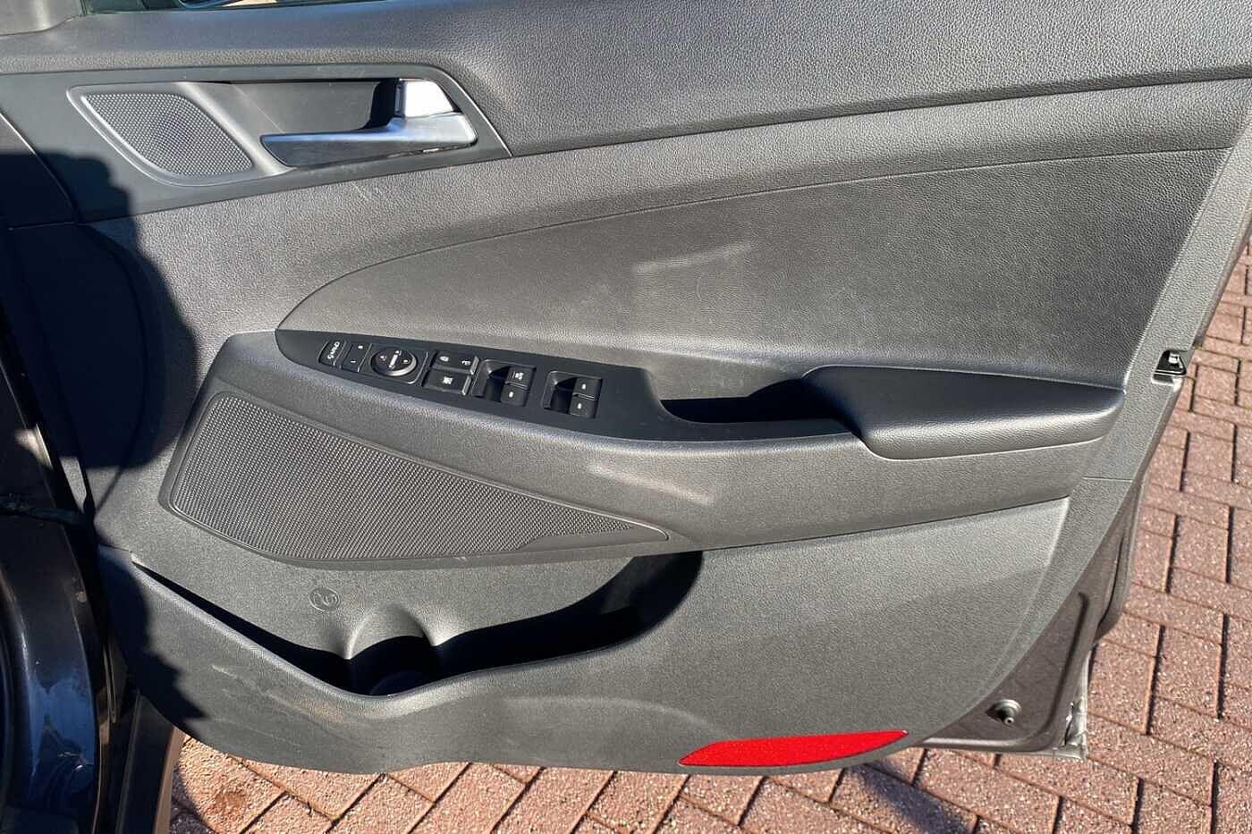 Used Hyundai TUCSON 2016 for sale - 76689760: Photo 33