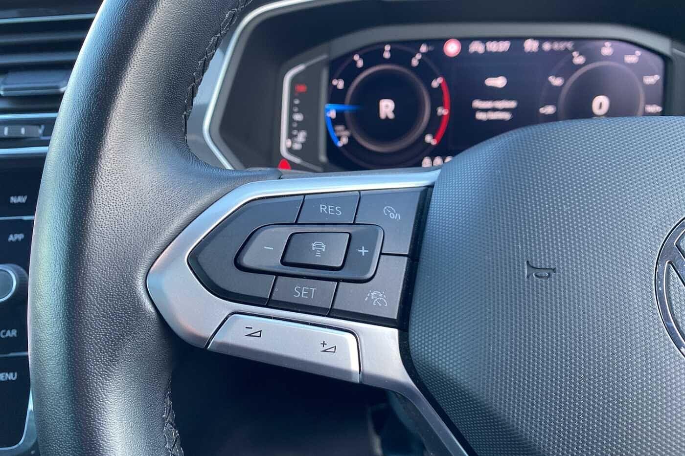 Used Volkswagen Tiguan 2023 for sale - 77074202: Photo 16