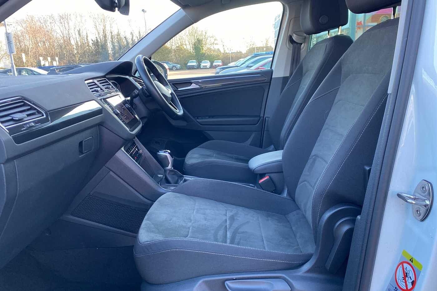 Used Volkswagen Tiguan 2023 for sale - 77074202: Photo 30