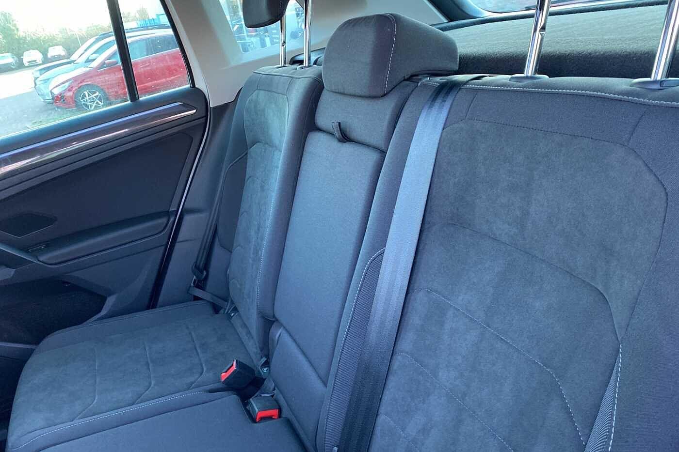 Used Volkswagen Tiguan 2023 for sale - 77074202: Photo 9