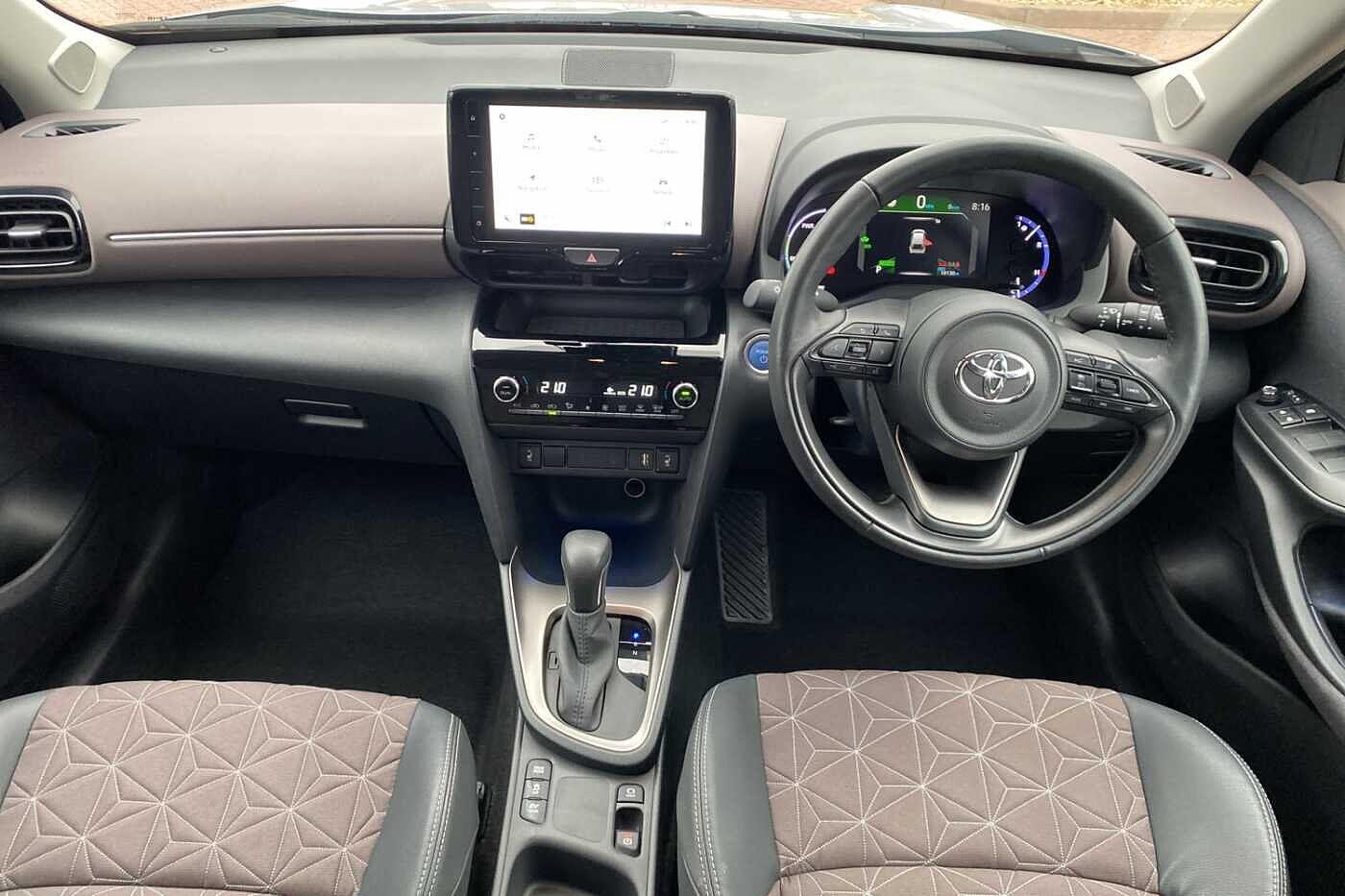 Used Toyota Yaris Cross 2024 for sale - 76239158: Photo 11