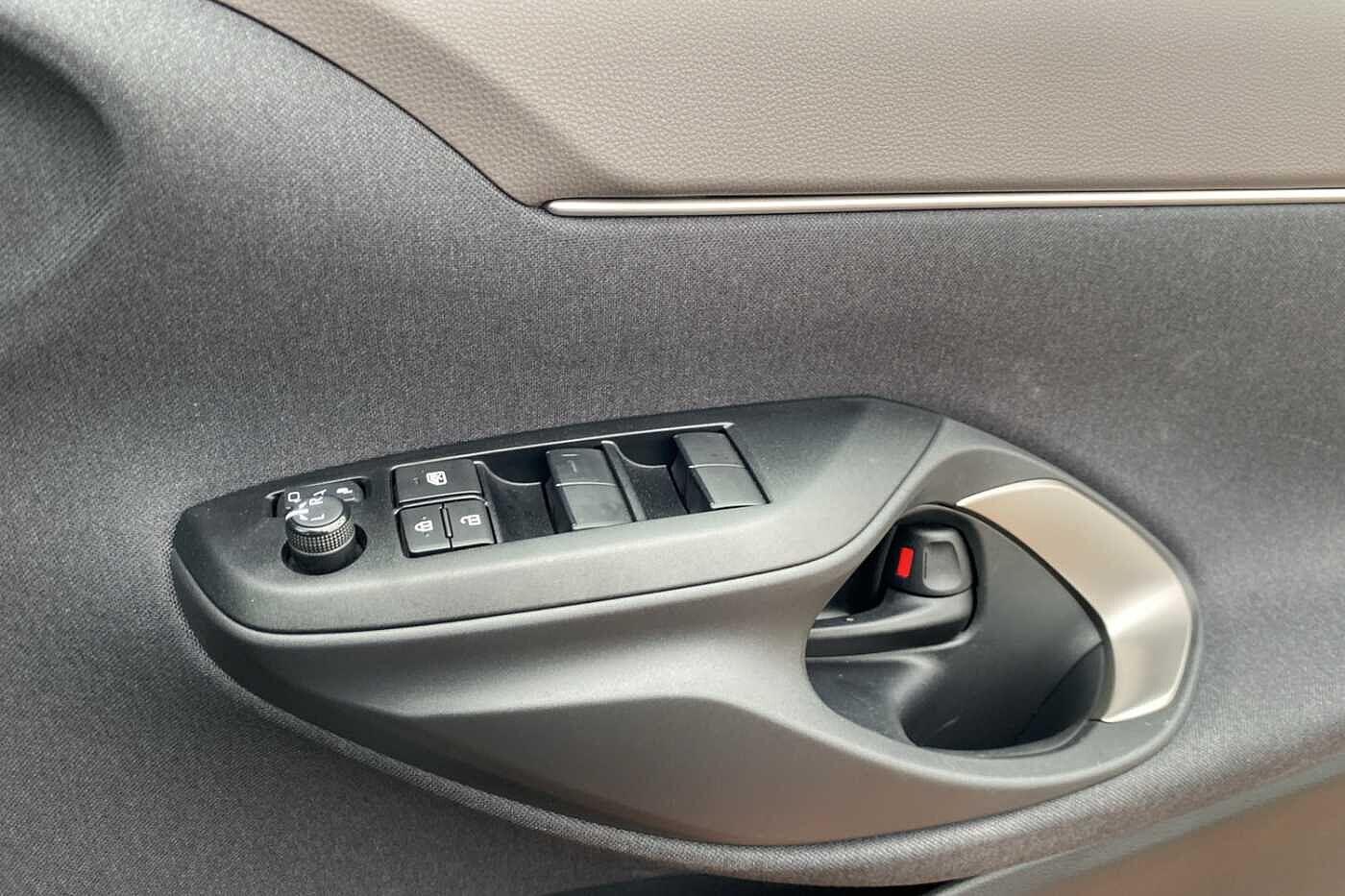 Used Toyota Yaris Cross 2024 for sale - 76239158: Photo 19