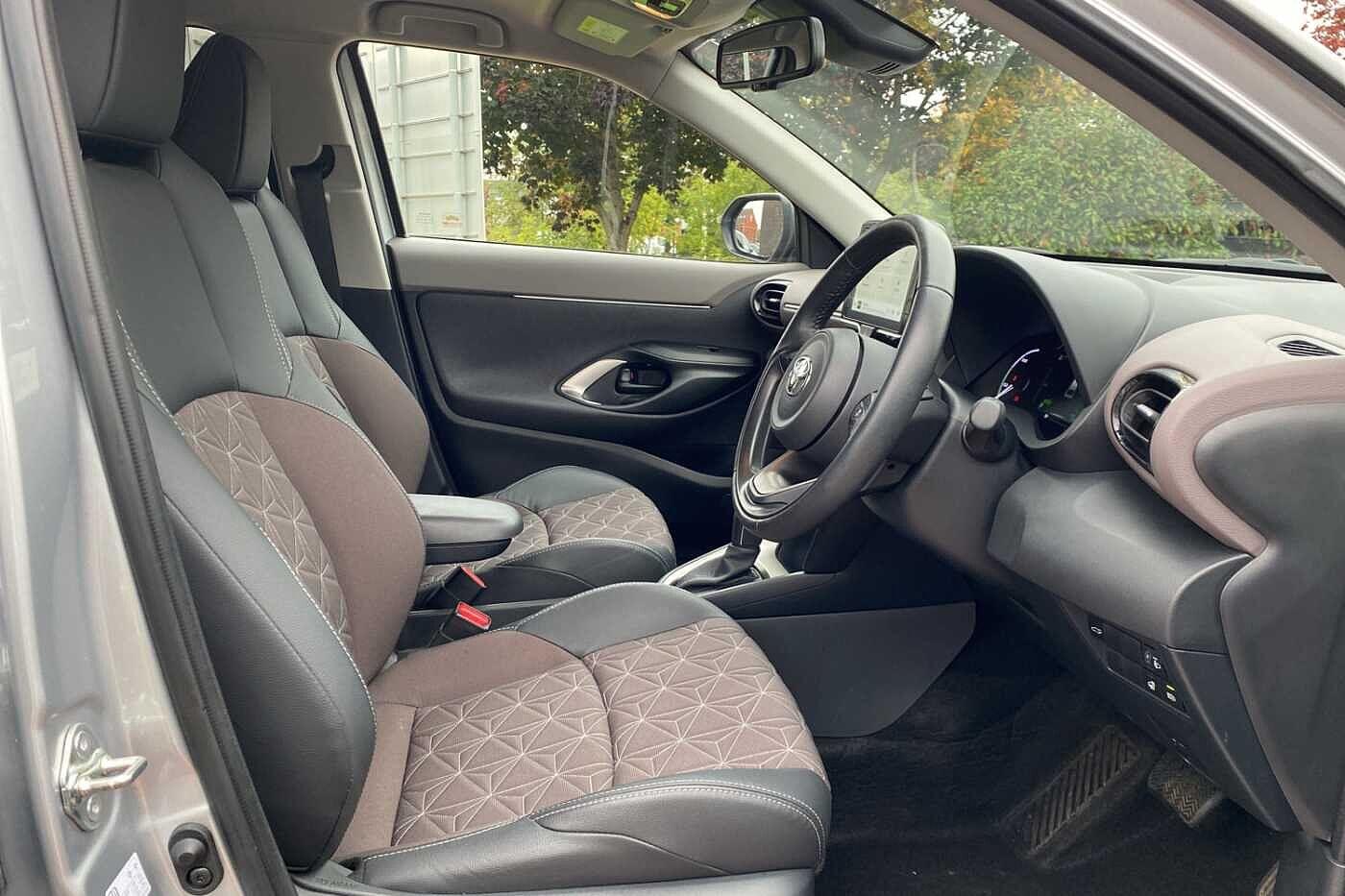 Used Toyota Yaris Cross 2024 for sale - 76239158: Photo 35