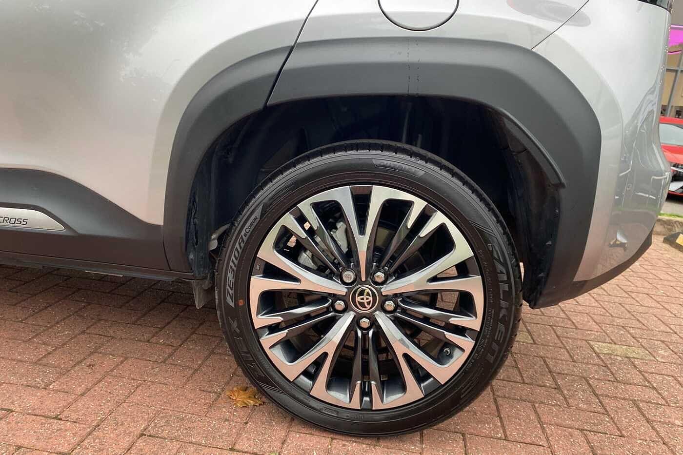 Used Toyota Yaris Cross 2024 for sale - 76239158: Photo 42