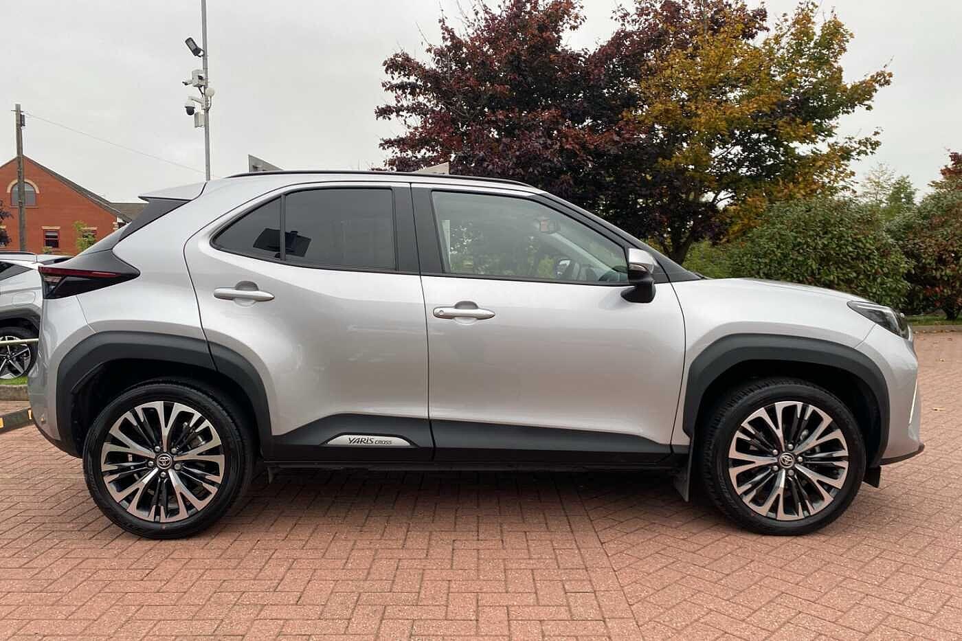 Used Toyota Yaris Cross 2024 for sale - 76239158: Photo 8