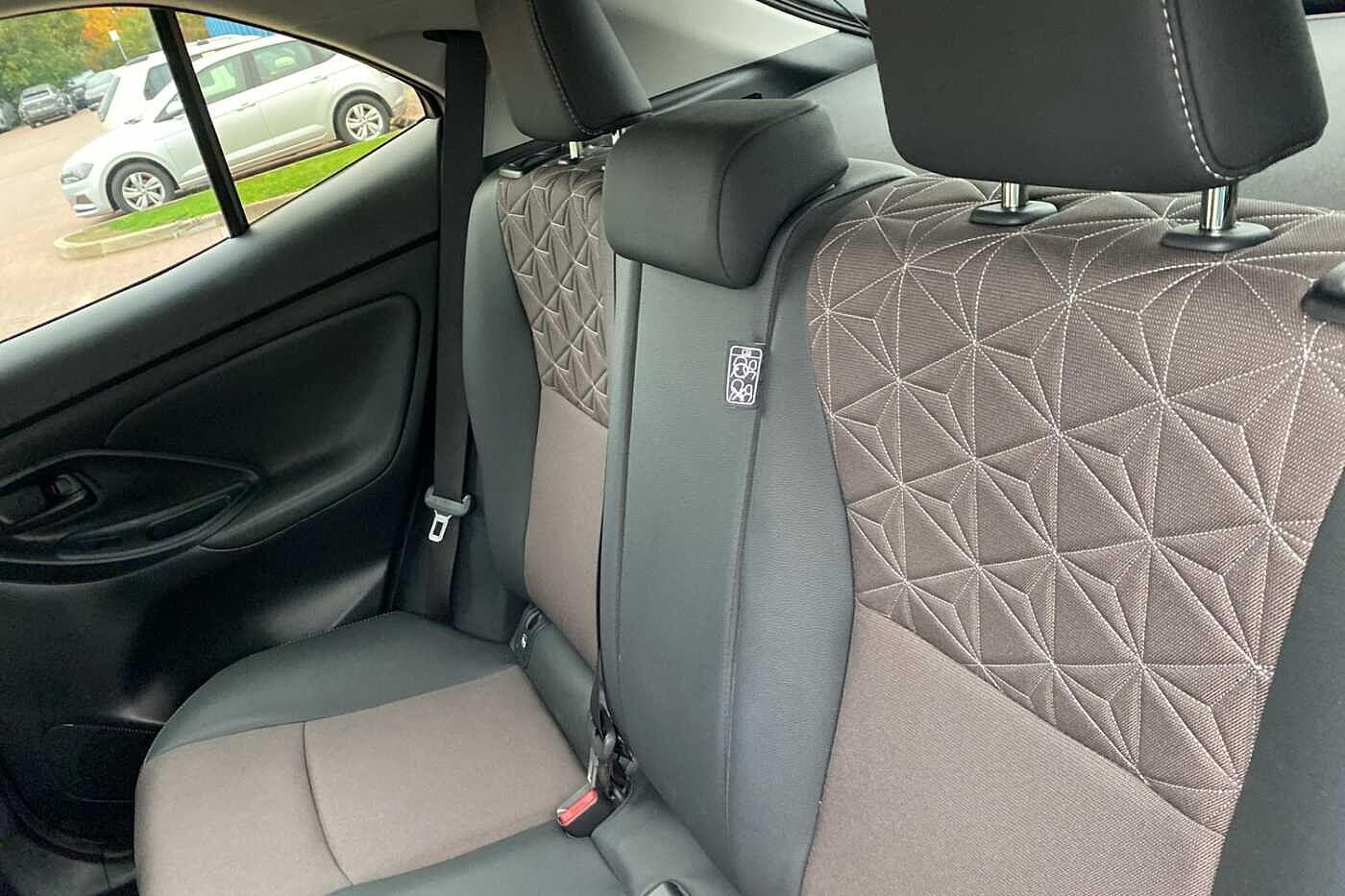 Used Toyota Yaris Cross 2024 for sale - 76239158: Photo 9