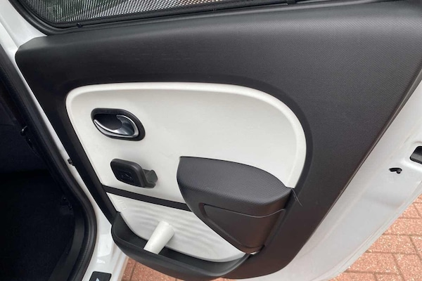 Used Renault Twingo for sale - 76214091: Photo 34