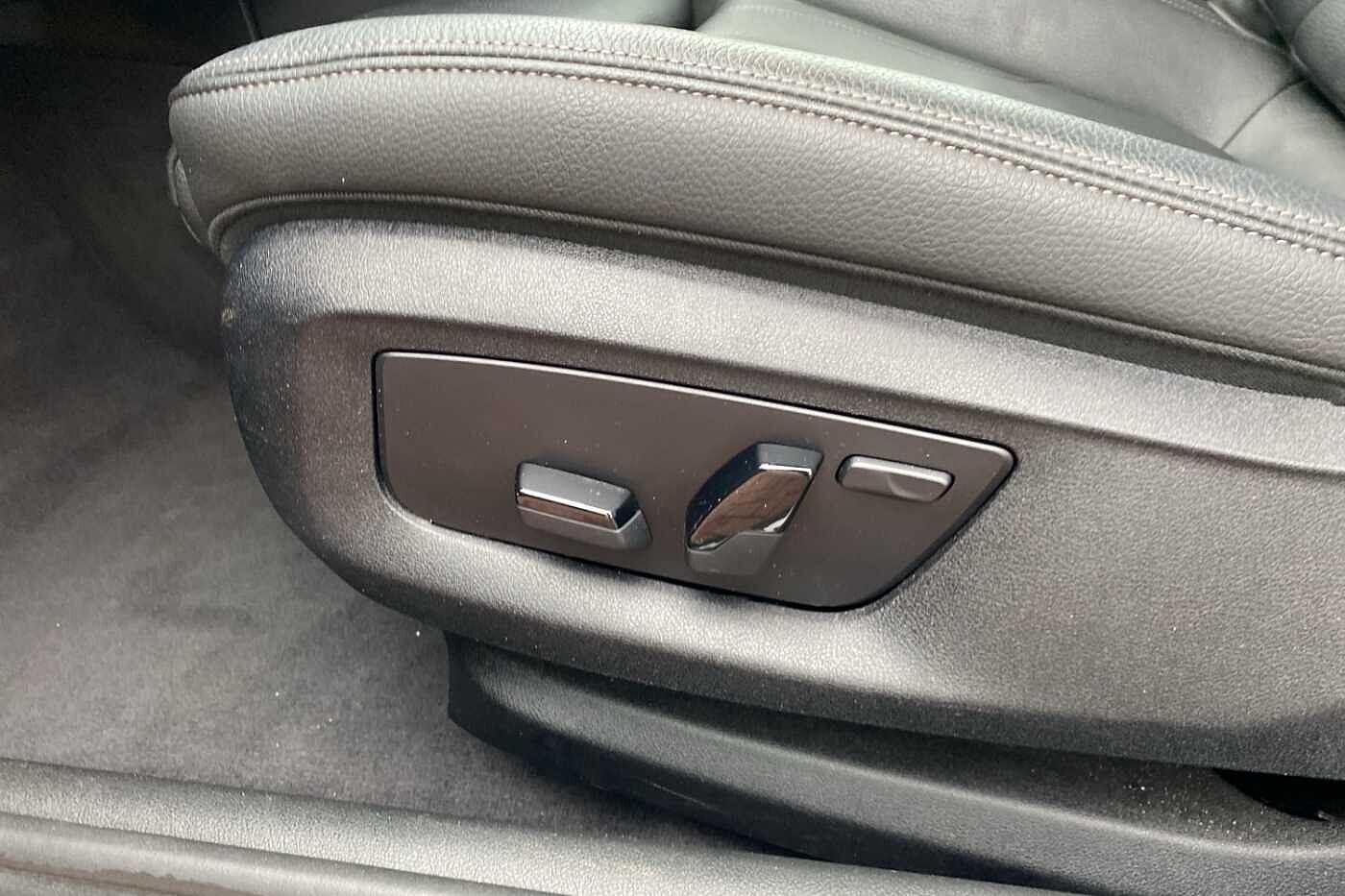 Used BMW 5 Series 2018 for sale - 76538948: Photo 28