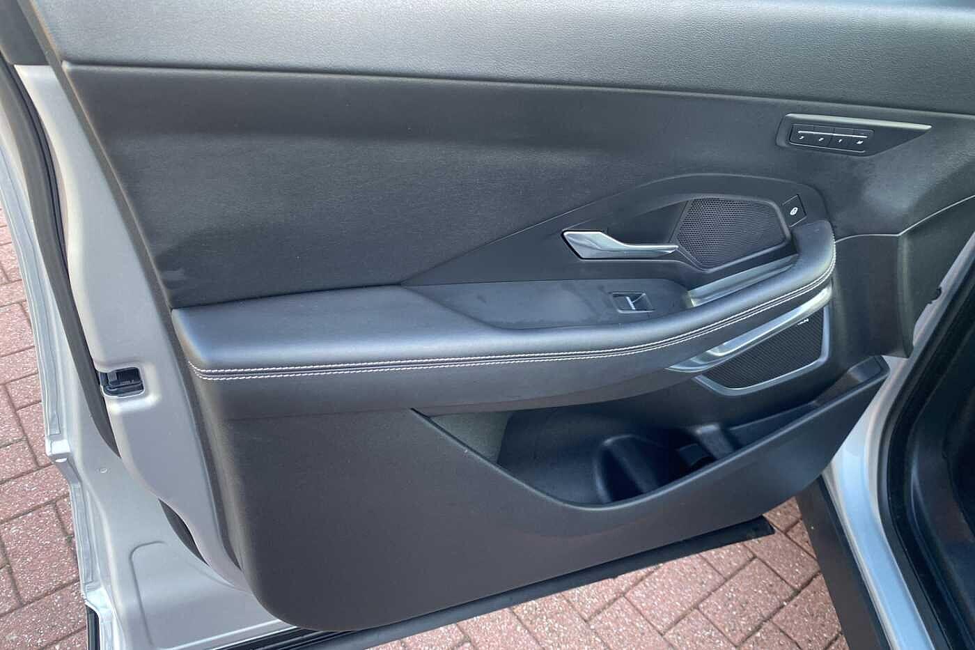 Used Jaguar E-Pace 2019 for sale - 76701537: Photo 30