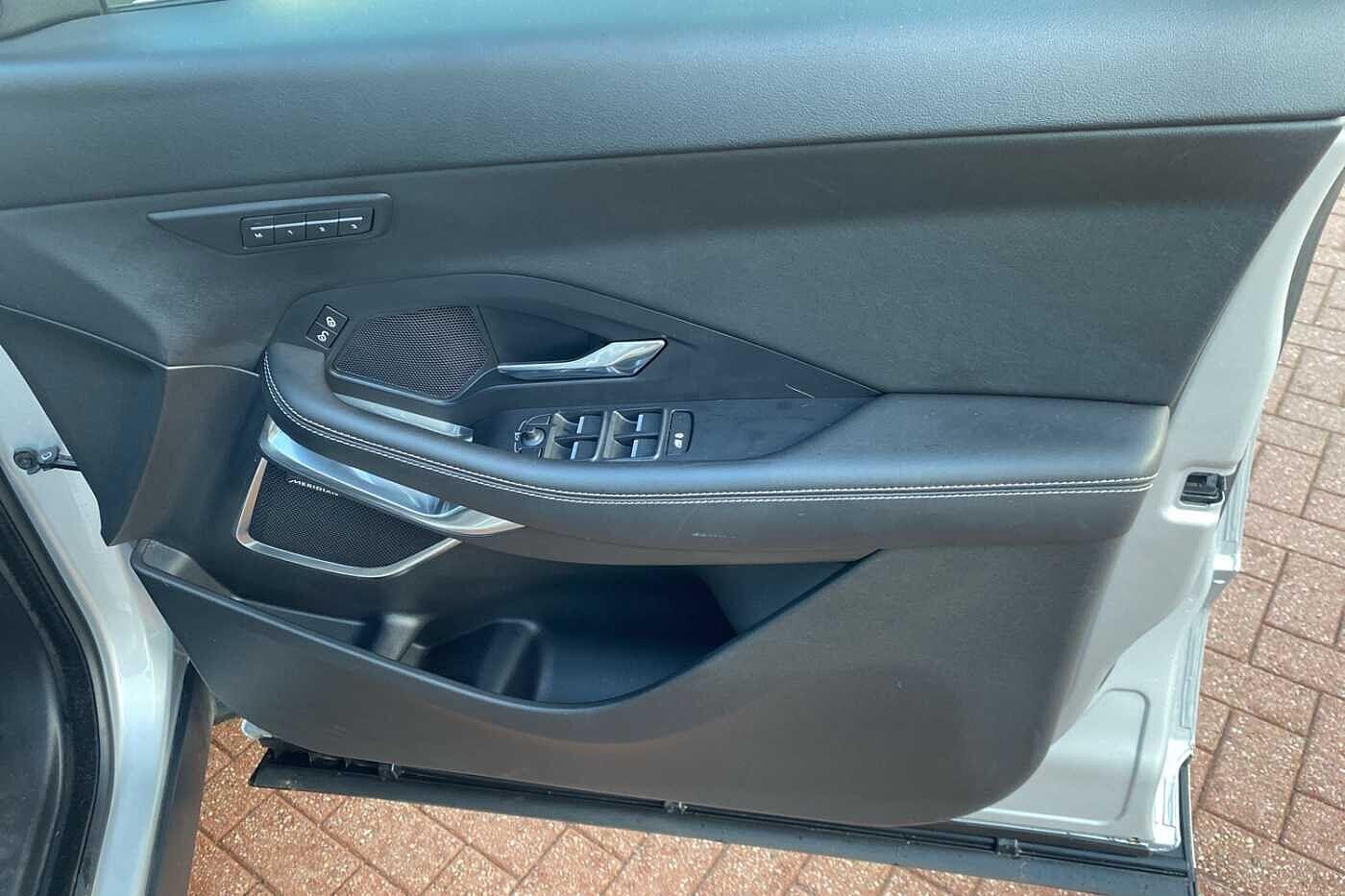 Used Jaguar E-Pace 2019 for sale - 76701537: Photo 36