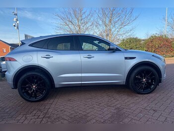 Used Jaguar E-Pace 2019 for sale - 76701537: Photo