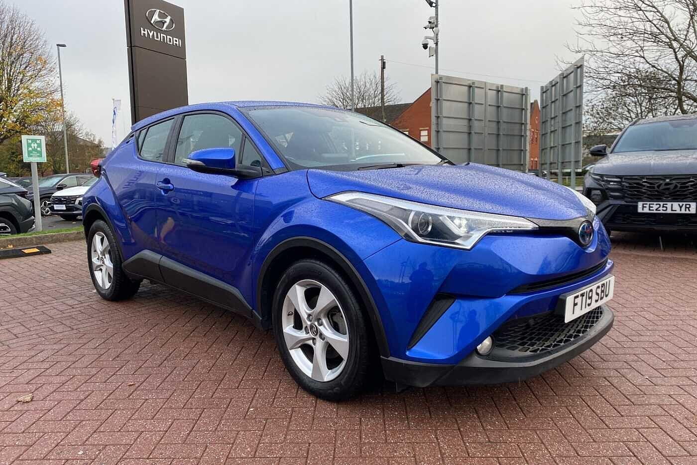 Used Toyota C-HR 2019 for sale - 76612818: Photo 1