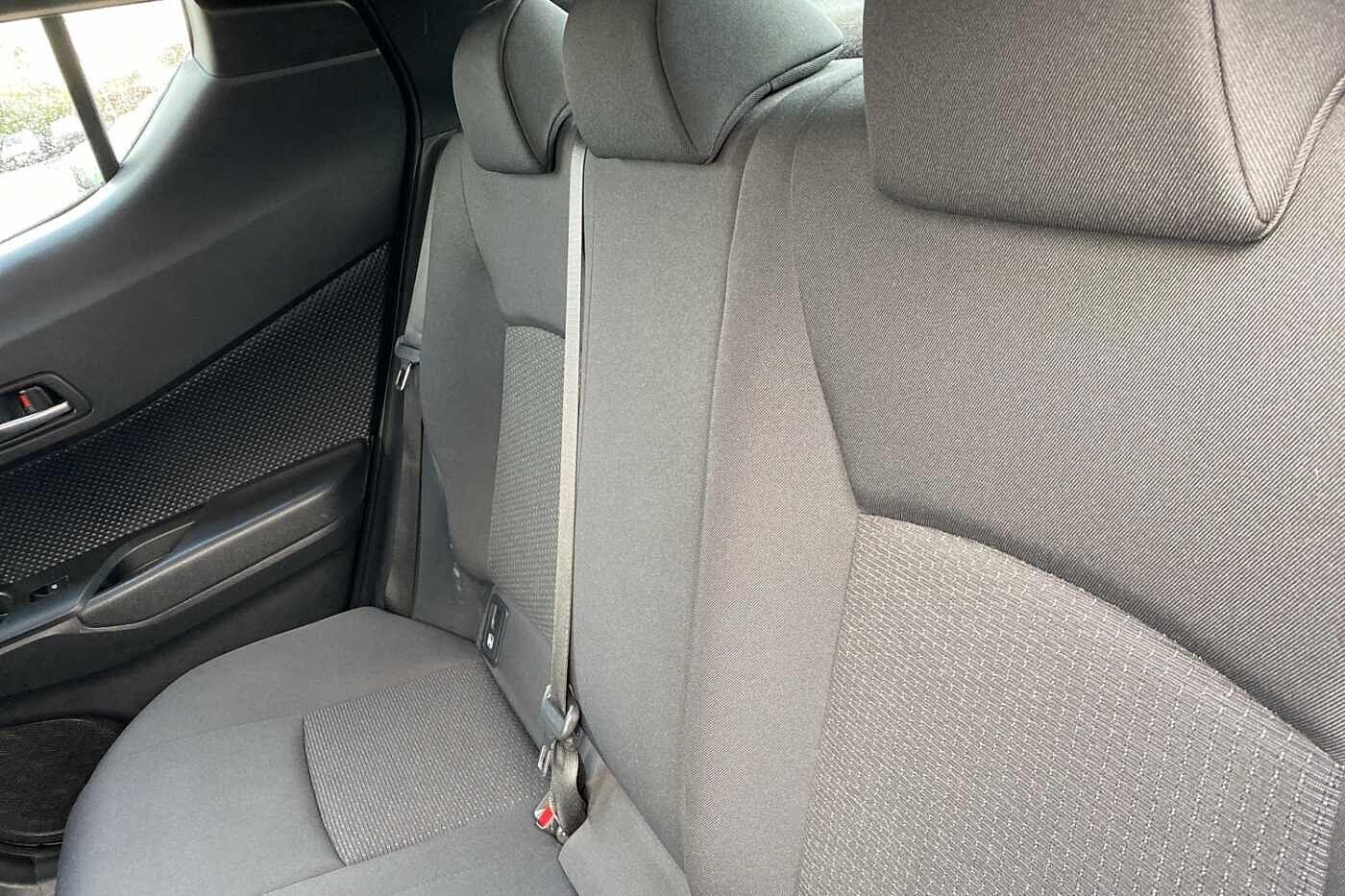 Used Toyota C-HR 2019 for sale - 76612818: Photo 10