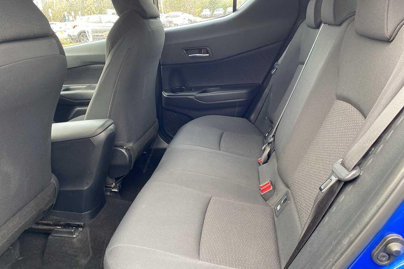 Used Toyota C-HR 2019 for sale - 76612818: Photo 31