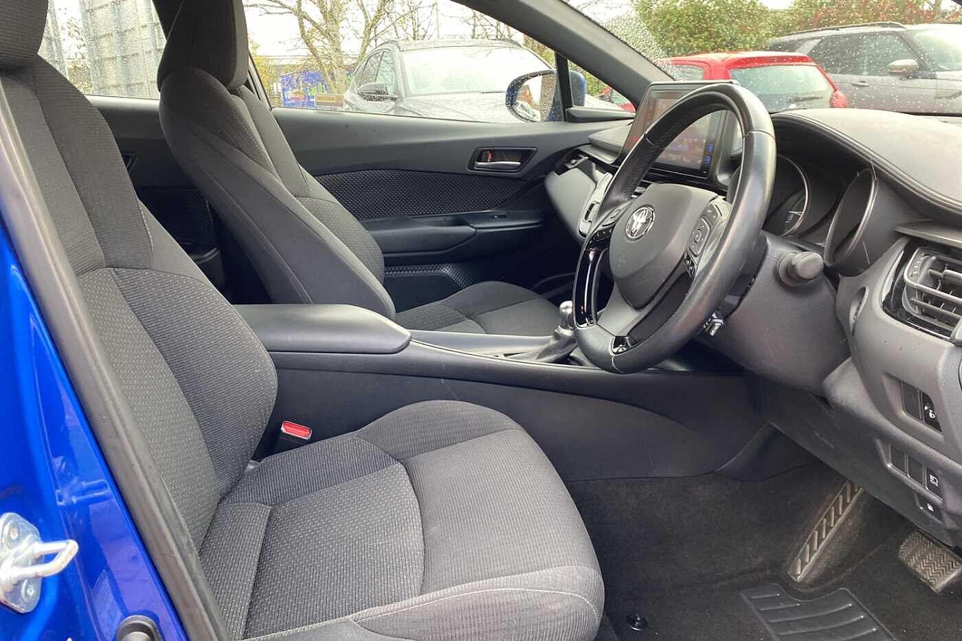 Used Toyota C-HR 2019 for sale - 76612818: Photo 35