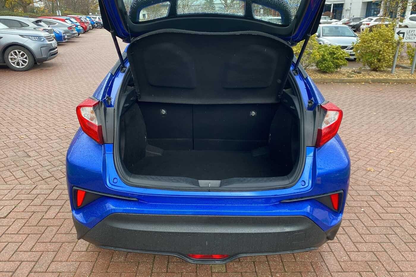 Used Toyota C-HR 2019 for sale - 76612818: Photo 40