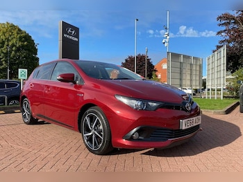 2018 (68) - 1.8 Hybrid Design TSS 5dr CVT [Nav]